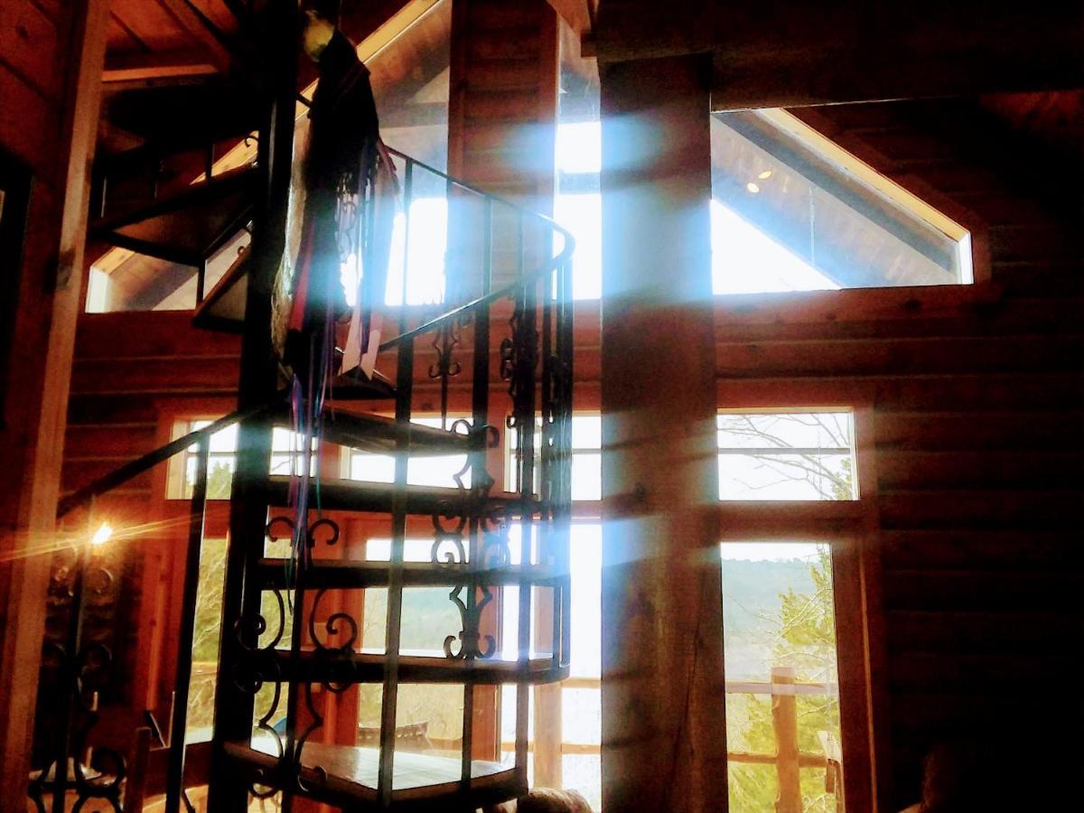 Cherokee Mountain Log Cabins Eureka Springs Buitenkant foto