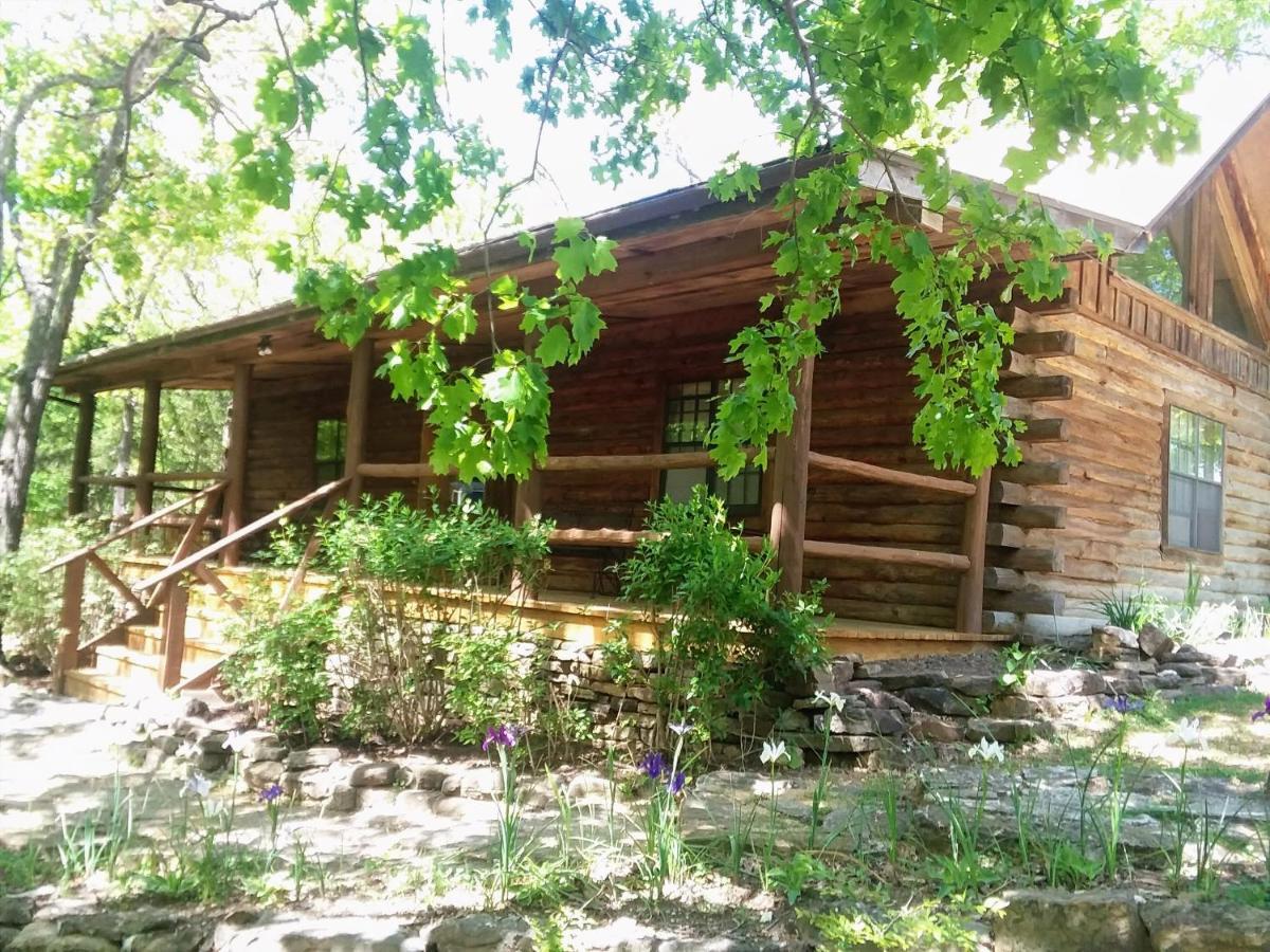 Cherokee Mountain Log Cabins Eureka Springs Buitenkant foto