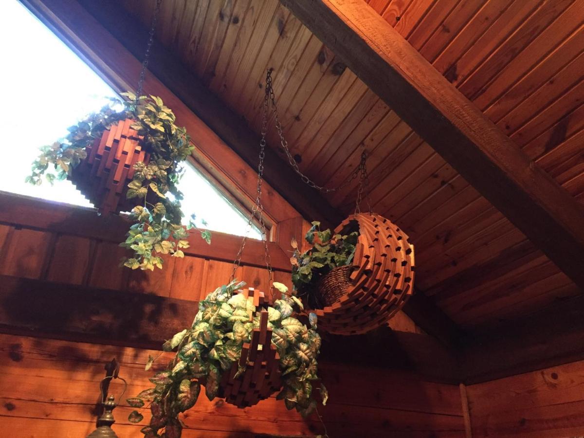 Cherokee Mountain Log Cabins Eureka Springs Buitenkant foto